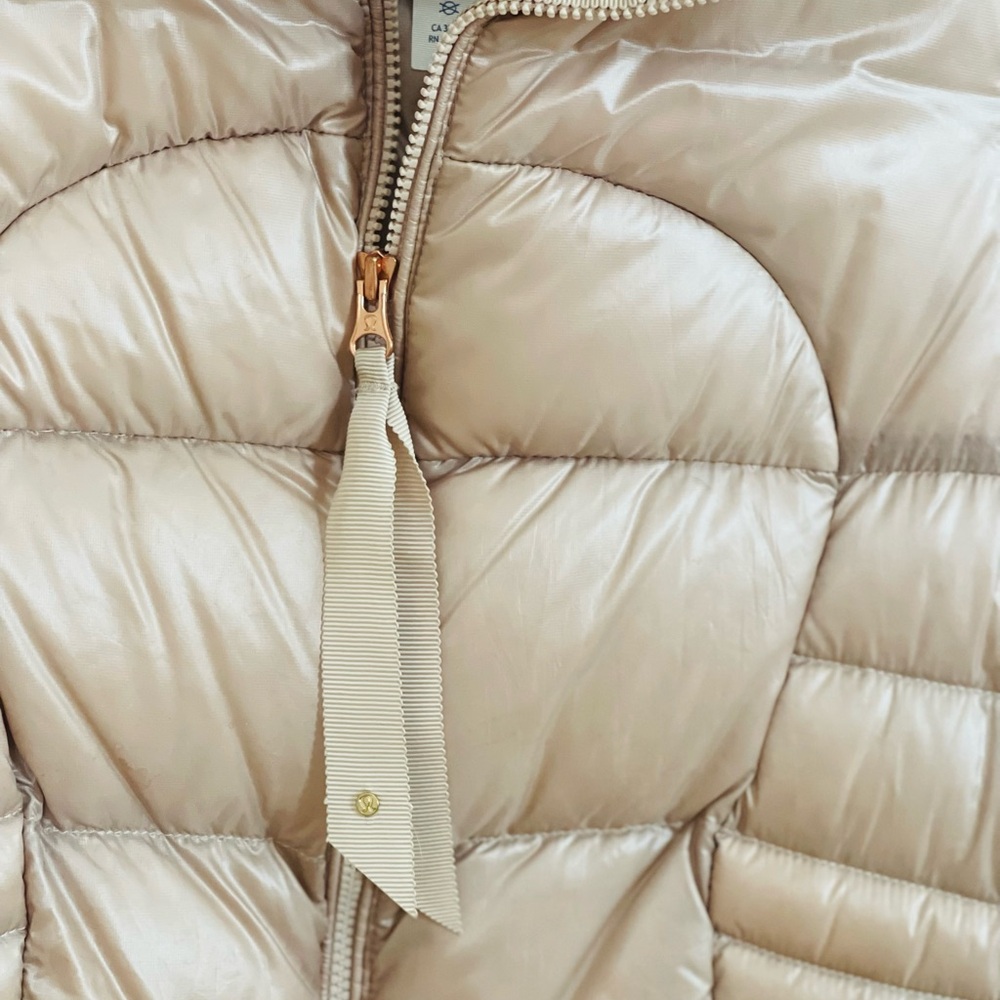 Lululemon puffer vest - Picture 2 of 9